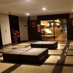 Honest & Warm Hotel